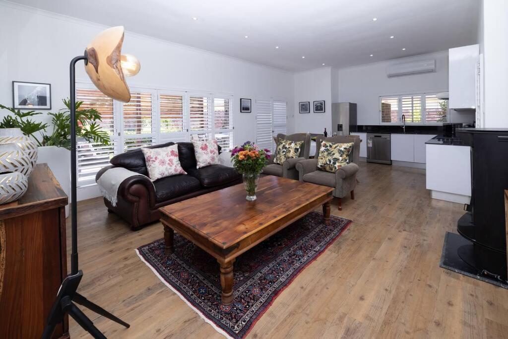 Garten Wohnung Mit Pool, 2 Schlafzimmer Kapské Město Exteriér fotografie